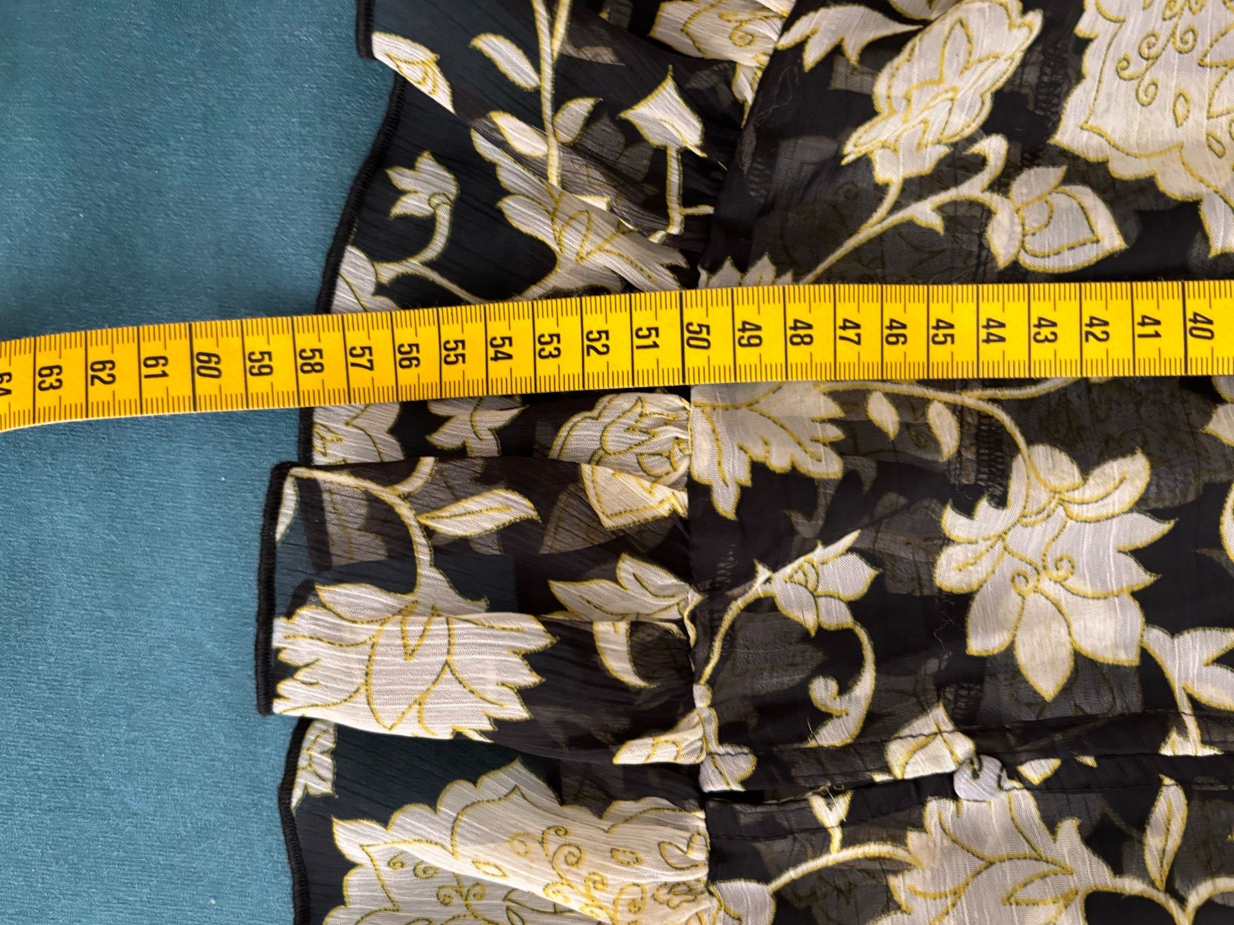 H&M Camicette: Damen Bluse florales Muster – Usato da Bülach venduto da bjoernbenny 4