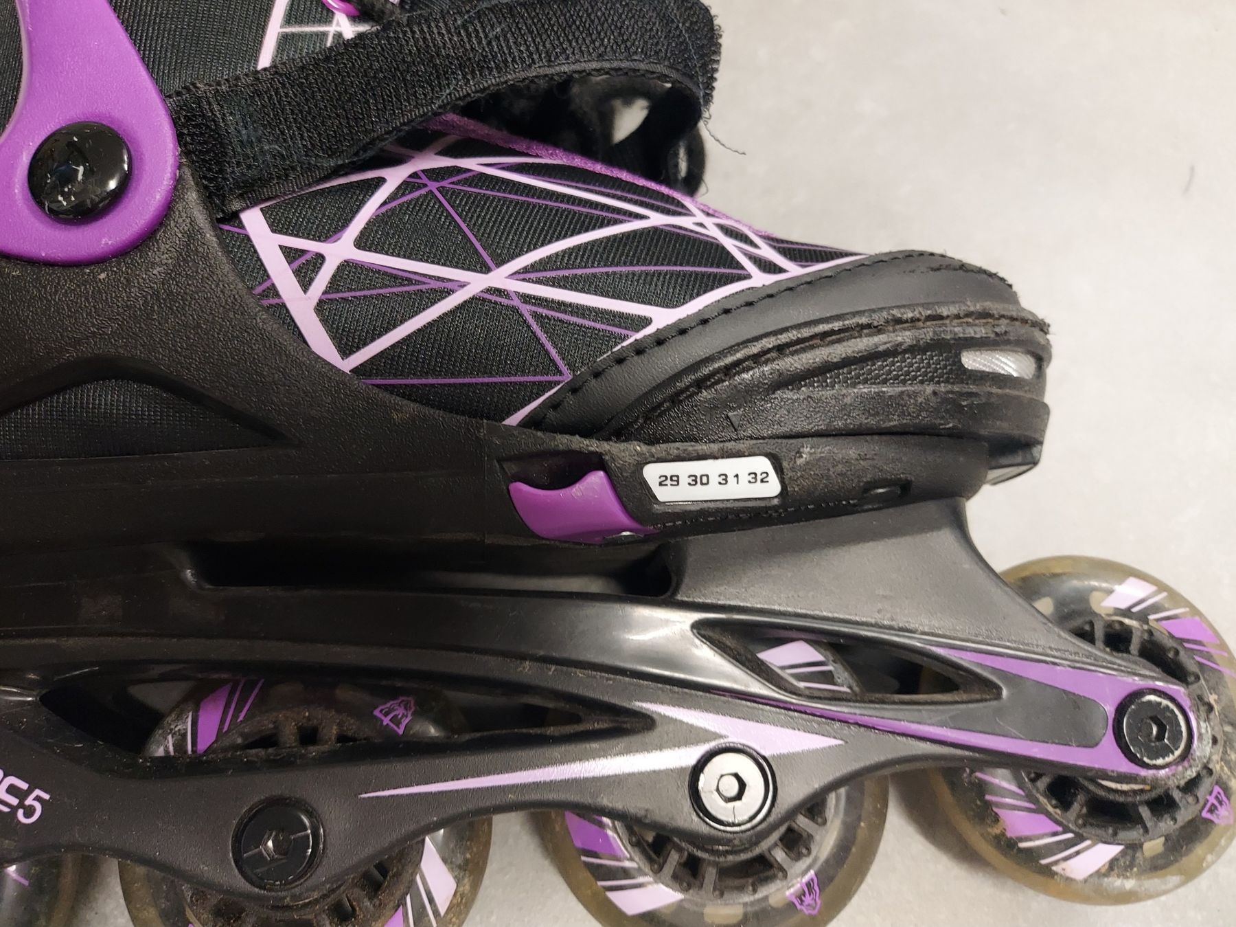Pattini in linea & Pattini a rotelle: Rollerblades violette – Usato da Lengnau AG venduto da Ssvenja 2