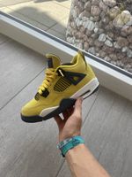 Jordan 4