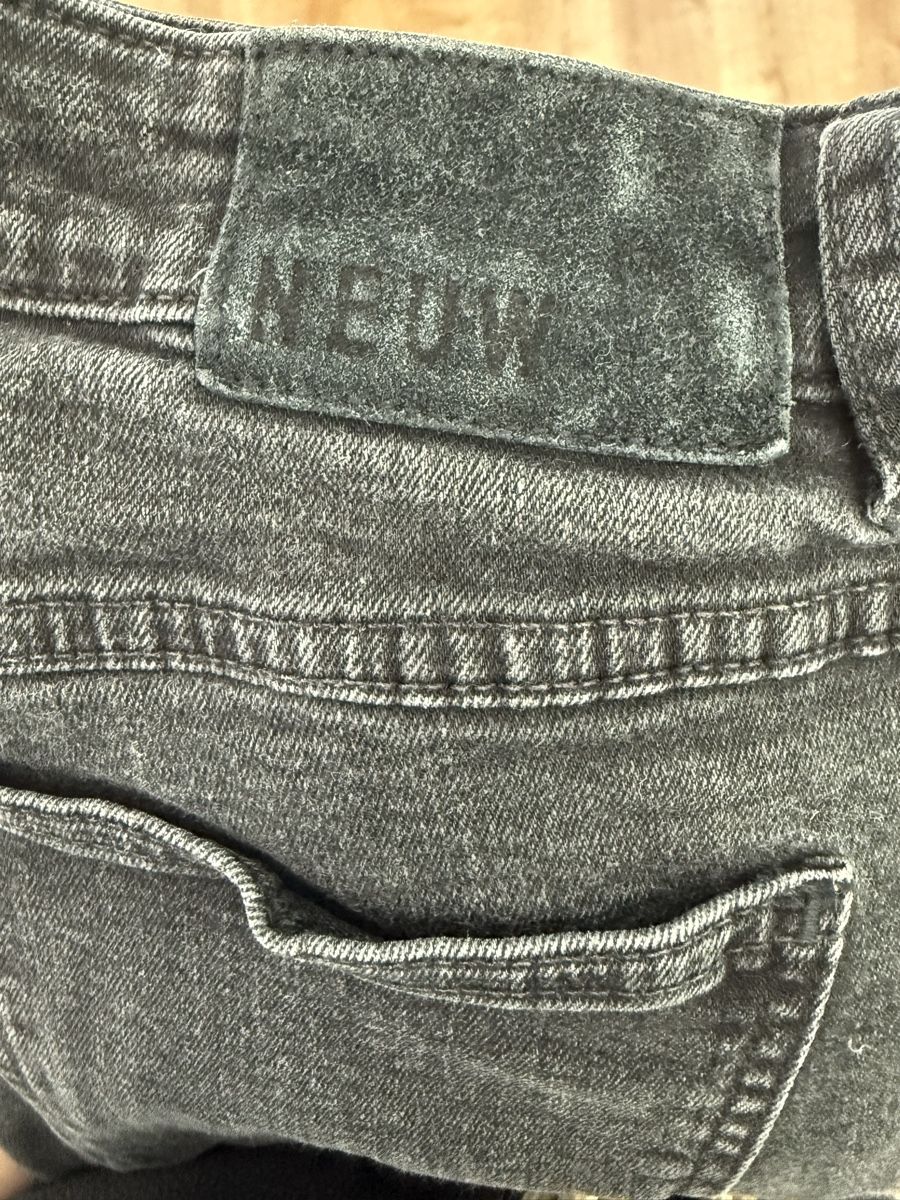 Jeans: NEUW Jeans, Grösse 29/34, dunkelgrau – Usato da Olten venduto da smashbox 2
