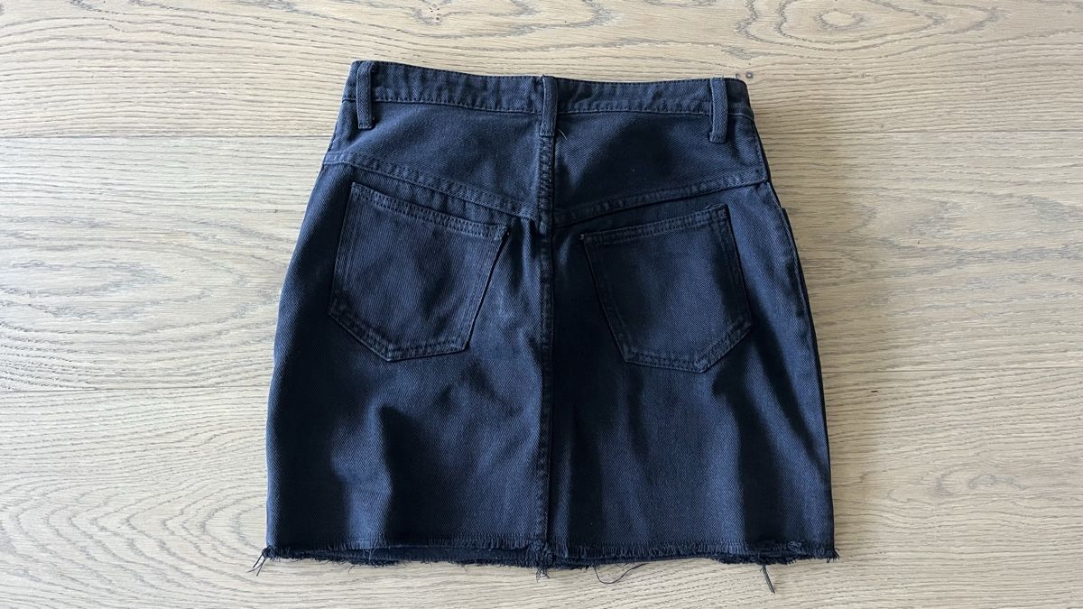 Gonne: Denim black skirt size S – Nuovo (secondo la descrizione) da Tannay venduto da EllaSF 2