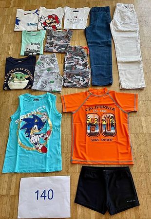 Kinderkleiderpaket Grösse 140