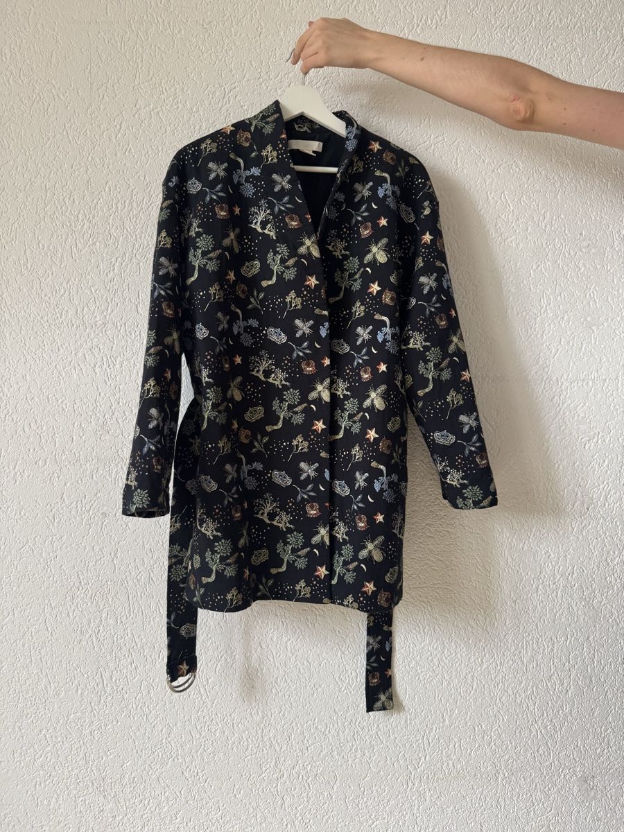 Kimono: Belted Jacket, celestial print, size L, excellent condition – Usato da Zürich venduto da joalew