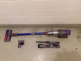 Dyson V11 absolut extra Handstaubsauger  + Zubehör