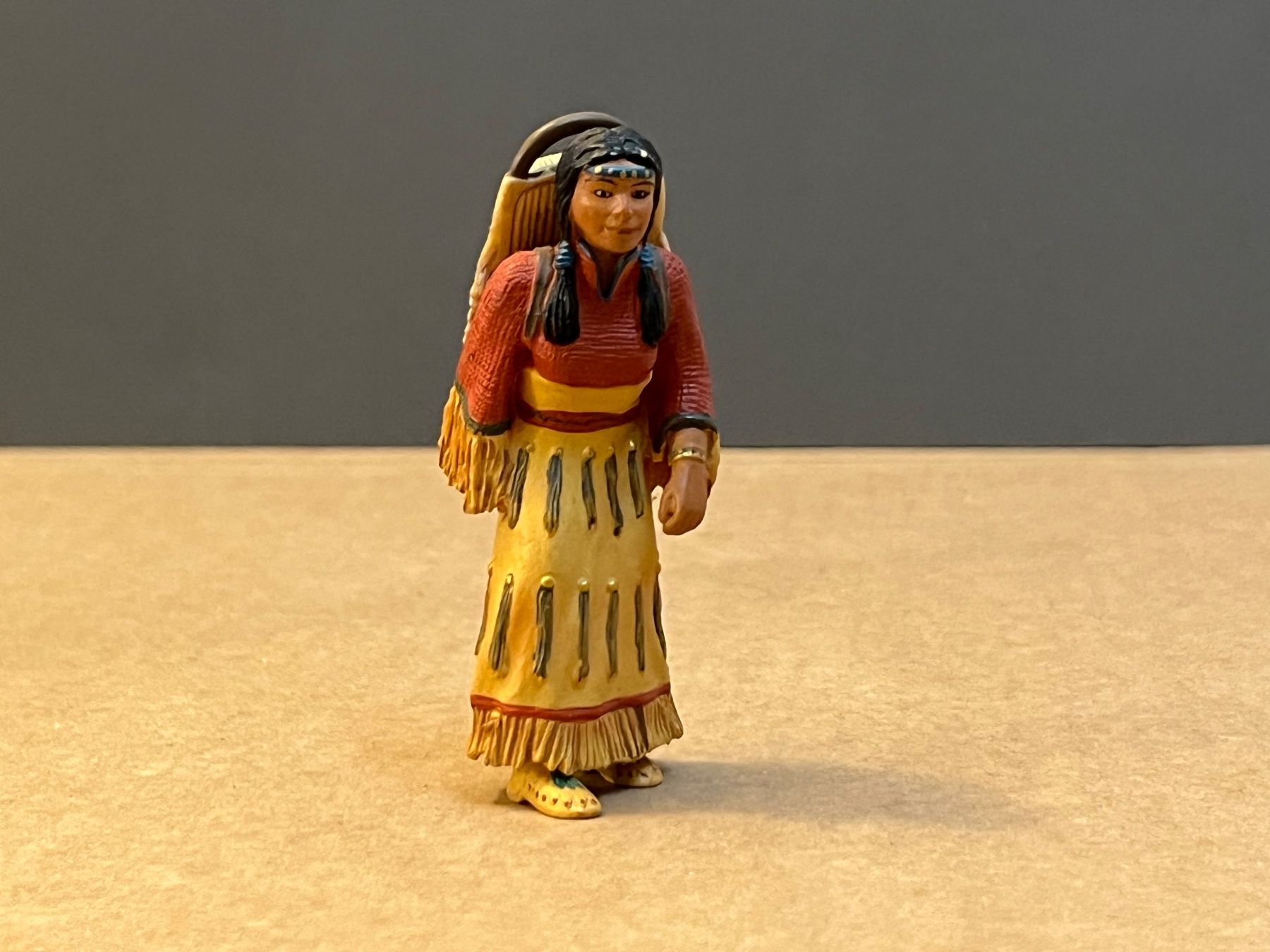 Schleich Statuette: Schleich 70307 Sioux Mutter Indianer – Usato da Ennetbaden venduto da mapa05