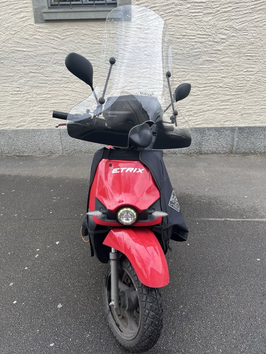 Scooter: Etrix Silence S02 Elektromotorroller 3.8 kW – Usato da Zürich venduto da Insan 3