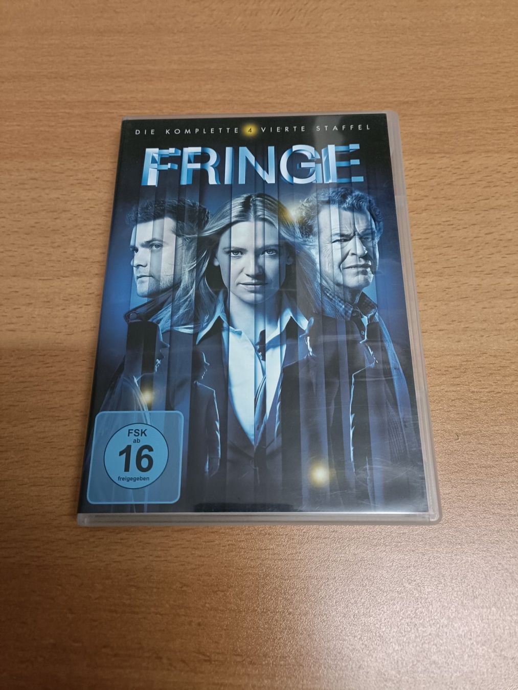 Tutti i DVDs: Fringe: Die komplette Vierte Staffel – Usato da Köniz venduto da Movieportal007