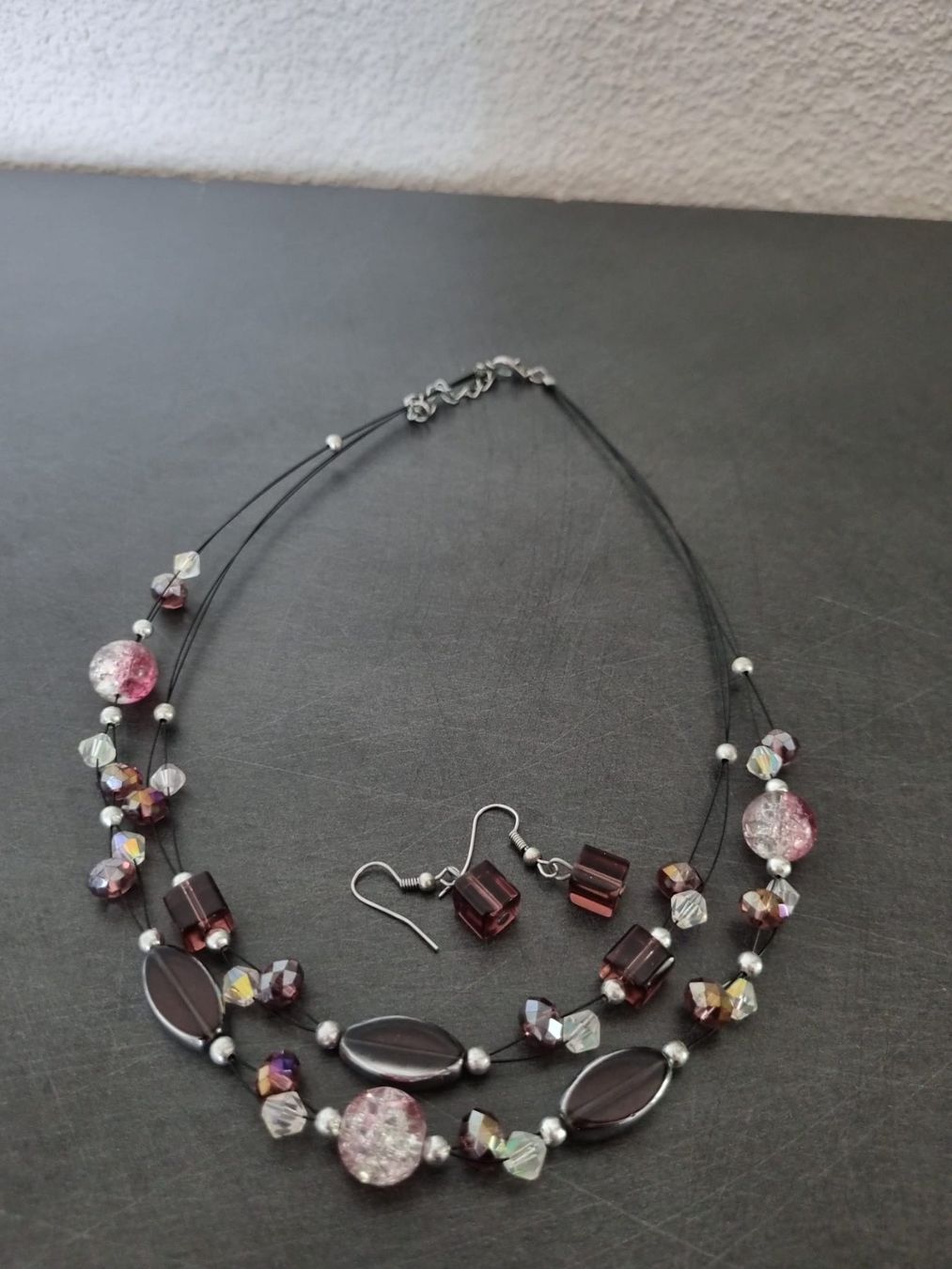 Ketten: Halskette + Ohrenringe bordeaux-silber – Gebraucht aus Balgach von priska2885 1