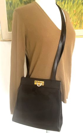 Vintage Tasche RICHARD handmade in Switzerland  Leder Locher