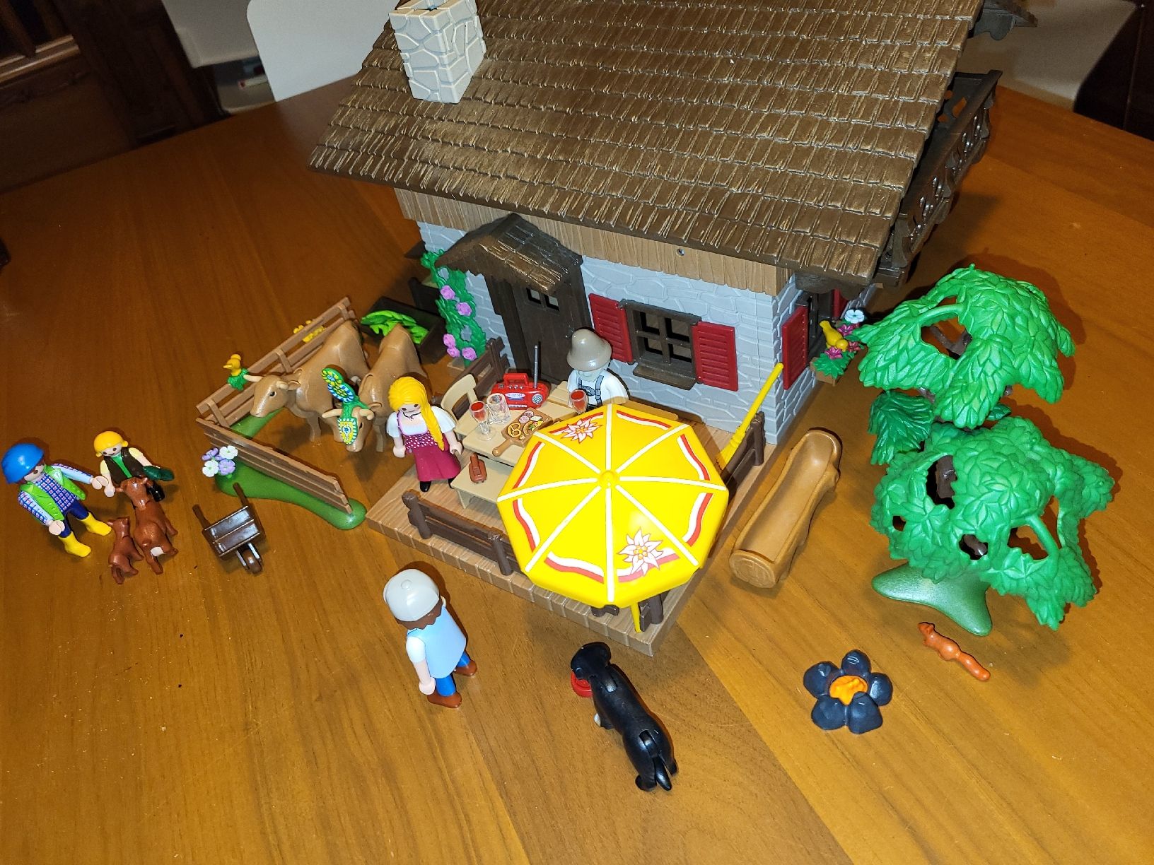 Playmobil Spielzeuge: Alprestaurant – Gebraucht aus Gutenburg von Ras81 7