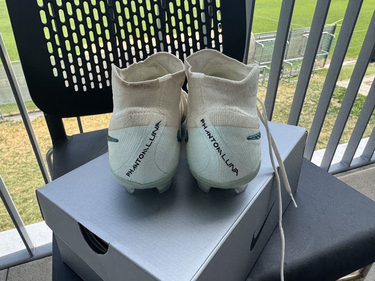 Nike Scarpe da uomo: Nike Phantom Luna 2 Elite AS Gr 38 OHNE Sohlen – Usato da Werdenberg venduto da Tasai10 5