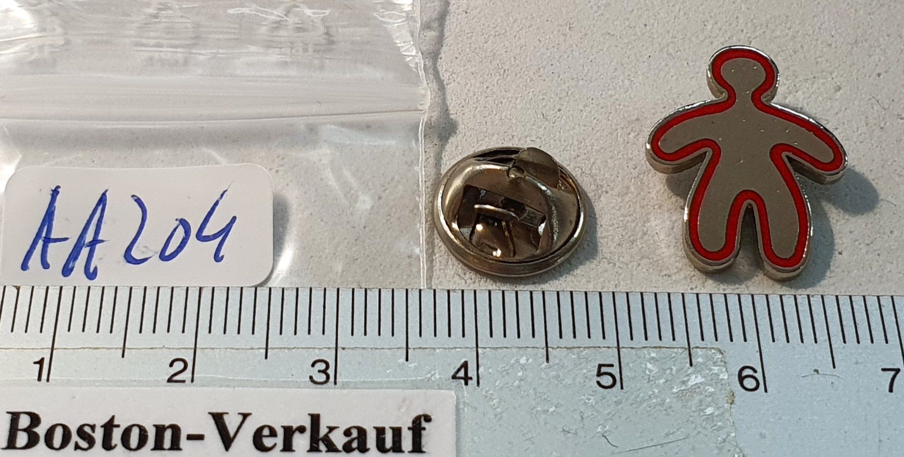 Placchette & Badge: AA204 - Pin Mann / Frau Mensch Figur – Usato da Reinach BL venduto da Boston-Verkauf 1