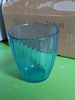 Set de 6 verres en verre bleu / Set mit 6 blauen Gläsern