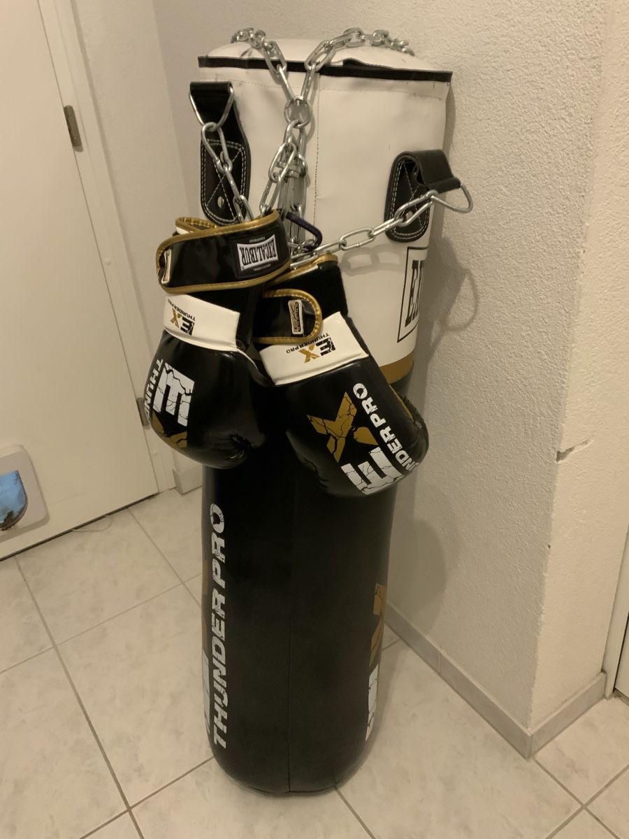 Sacchi da boxe: Boxsack Excalibur Thunder Pro 120 mit Handschuhen – Usato da Buchrain venduto da werebu 1