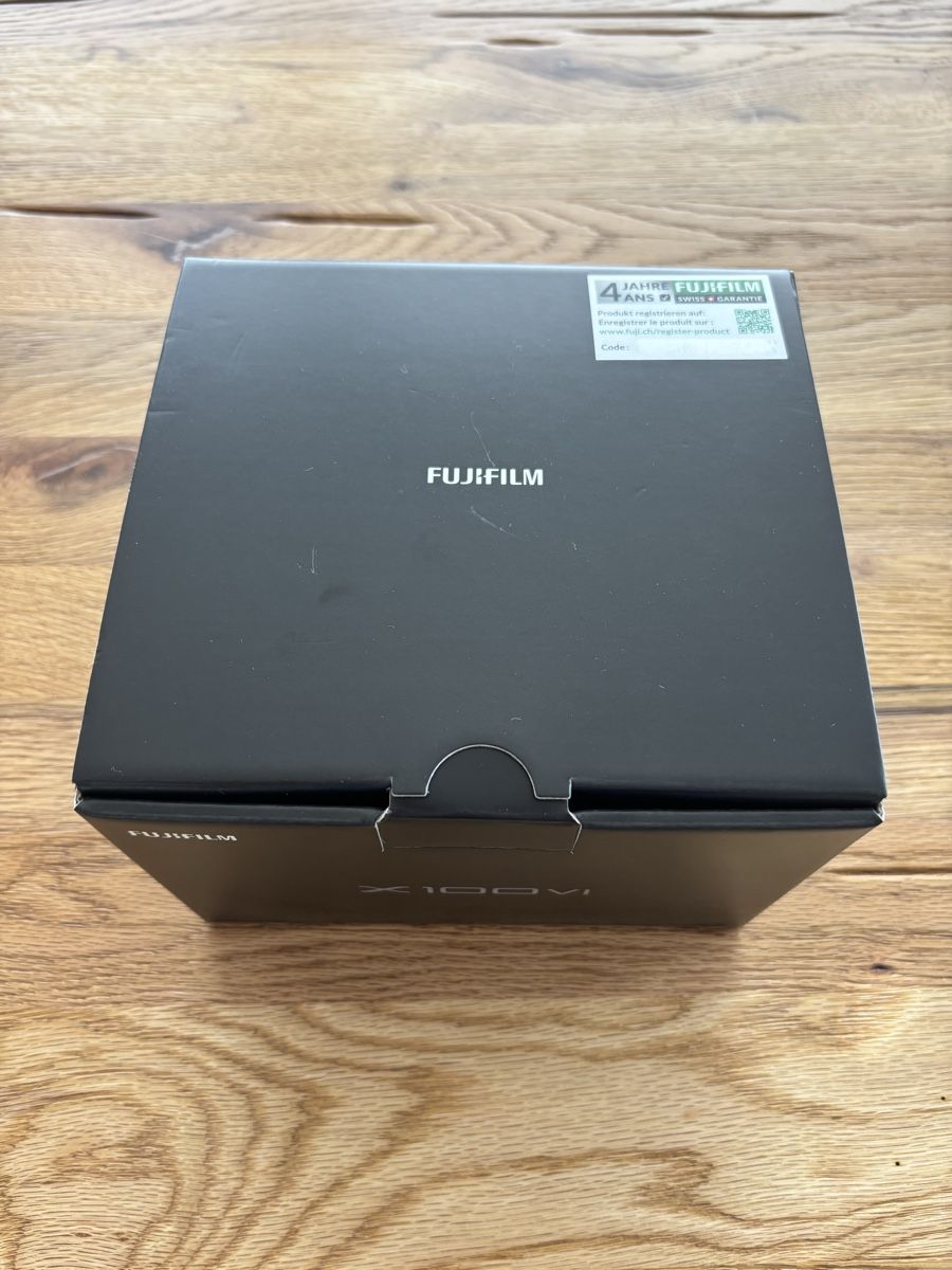Fuji Appareil photo: Fujifilm X100VI mit Weitwinkelobjektiv – D'occasion à Zürich par B-RIDER 5