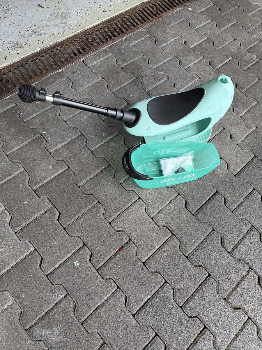 Micro Veicoli per bambini: Micro Mini Sitz mit Schublade – Usato da Dällikon venduto da oliod07 2