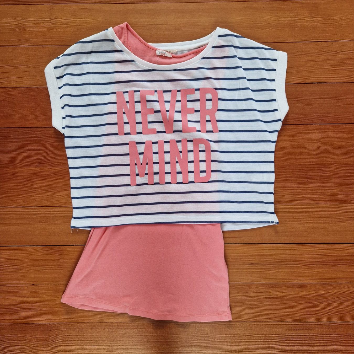T-shirt: Zweiteiler Tshirt – Usato da Muttenz venduto da bebbi523