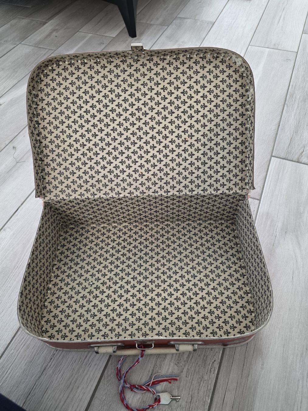 Valigie: Schlümpfe Koffer rot Vintage – Usato da Dorf venduto da Echo_Elements 4