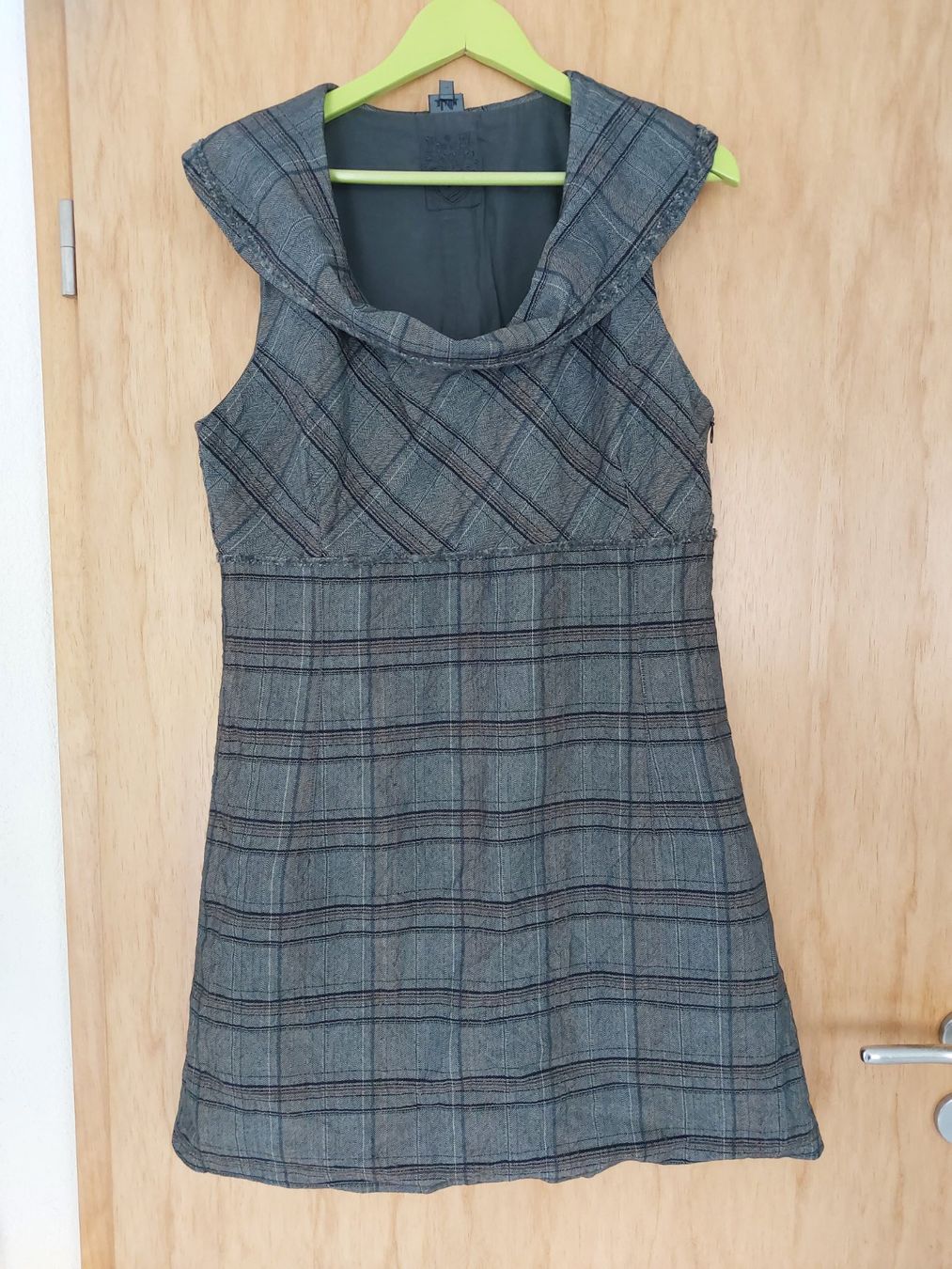 Nile Vestiti: Nile Kleid Gr.  L – Usato da Schmitten venduto da JasiStern