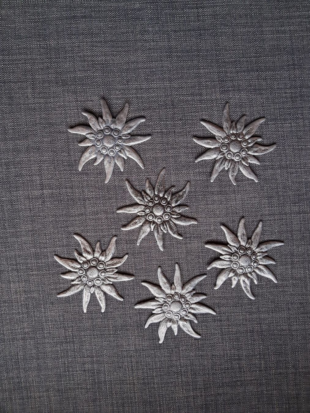Toutes les décorations: 6x Edelweiss – D'occasion à Sattel par Jannen01