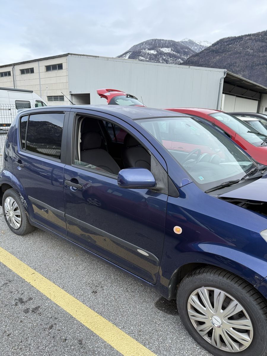 Daihatsu Automobili: Daihatsu Sirion – Usato da Sion venduto da inf_hh5q 1