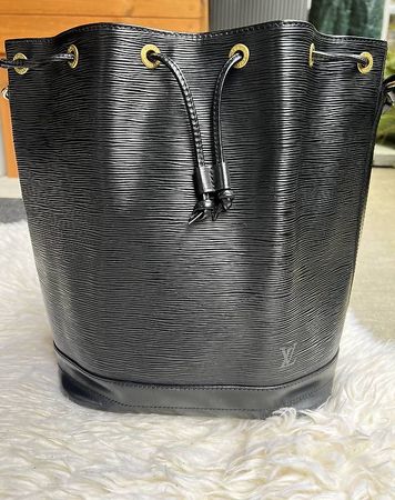 Louis Vuitton NéoNoé Leder schwarz