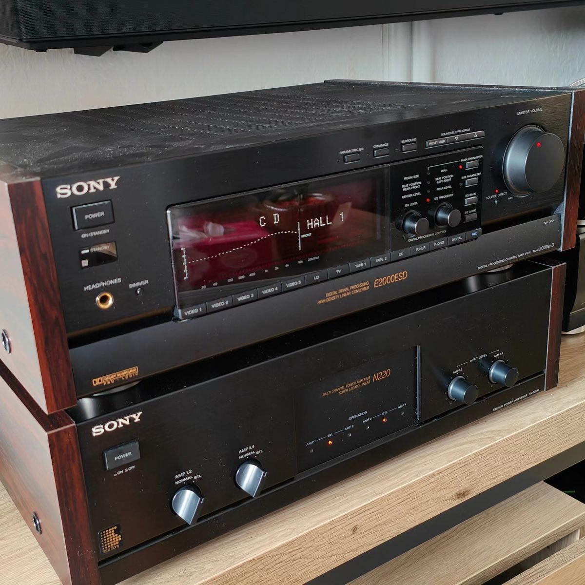 Sony Verstärker: Vorverstärker Ampli Sony E2000ESD  TA-N220 – Gebraucht aus Bern von yas_h58k