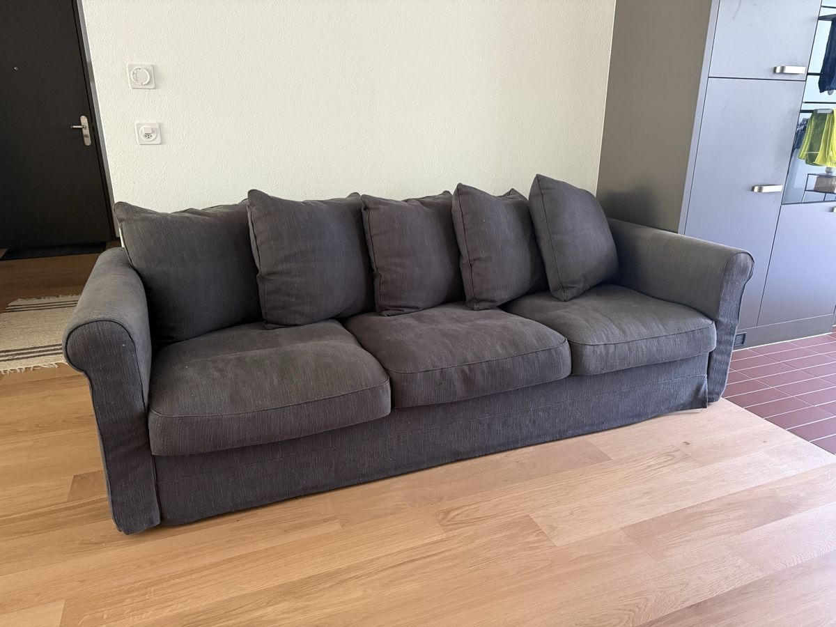 Sofas: Gratis sofa – D'occasion à Zürich par esc_w5gg 4