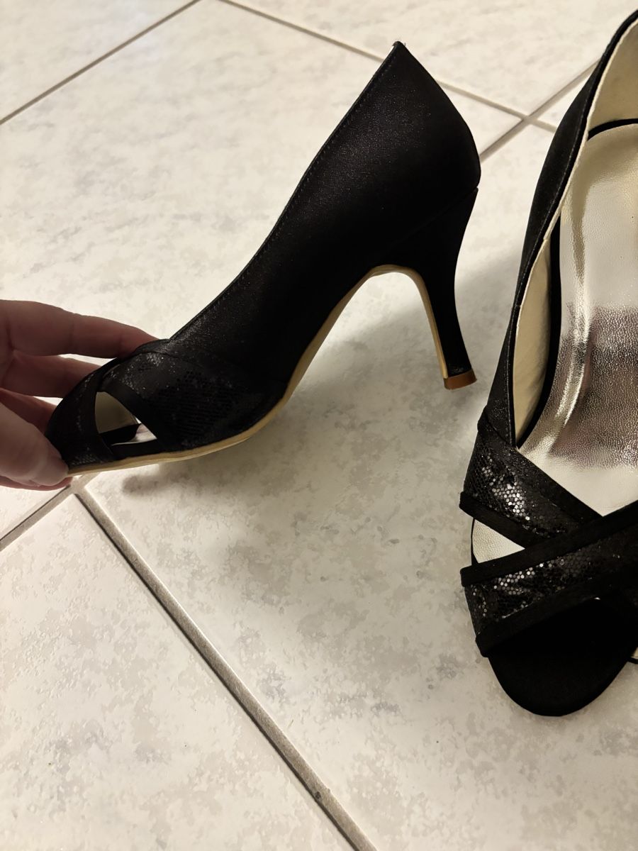 Scarpe da donna: Stihletto Grösse 35 – Usato da Turgi venduto da ku-vo01 1