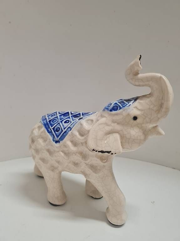Figuren: Elefant  – Gebraucht aus Kriens von LotusOase 2