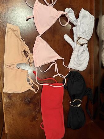 Bikini-Paket Grösse S (mehrere Bikinis)