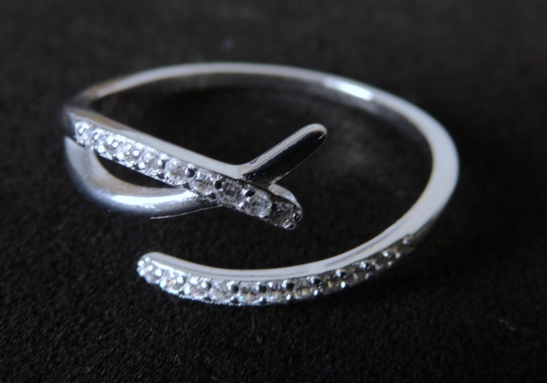 Anelli: Silber 925 Fingerring mit Zirkonias – Nuovo e nell'imballaggio originale da Waldenburg venduto da schaller707 1