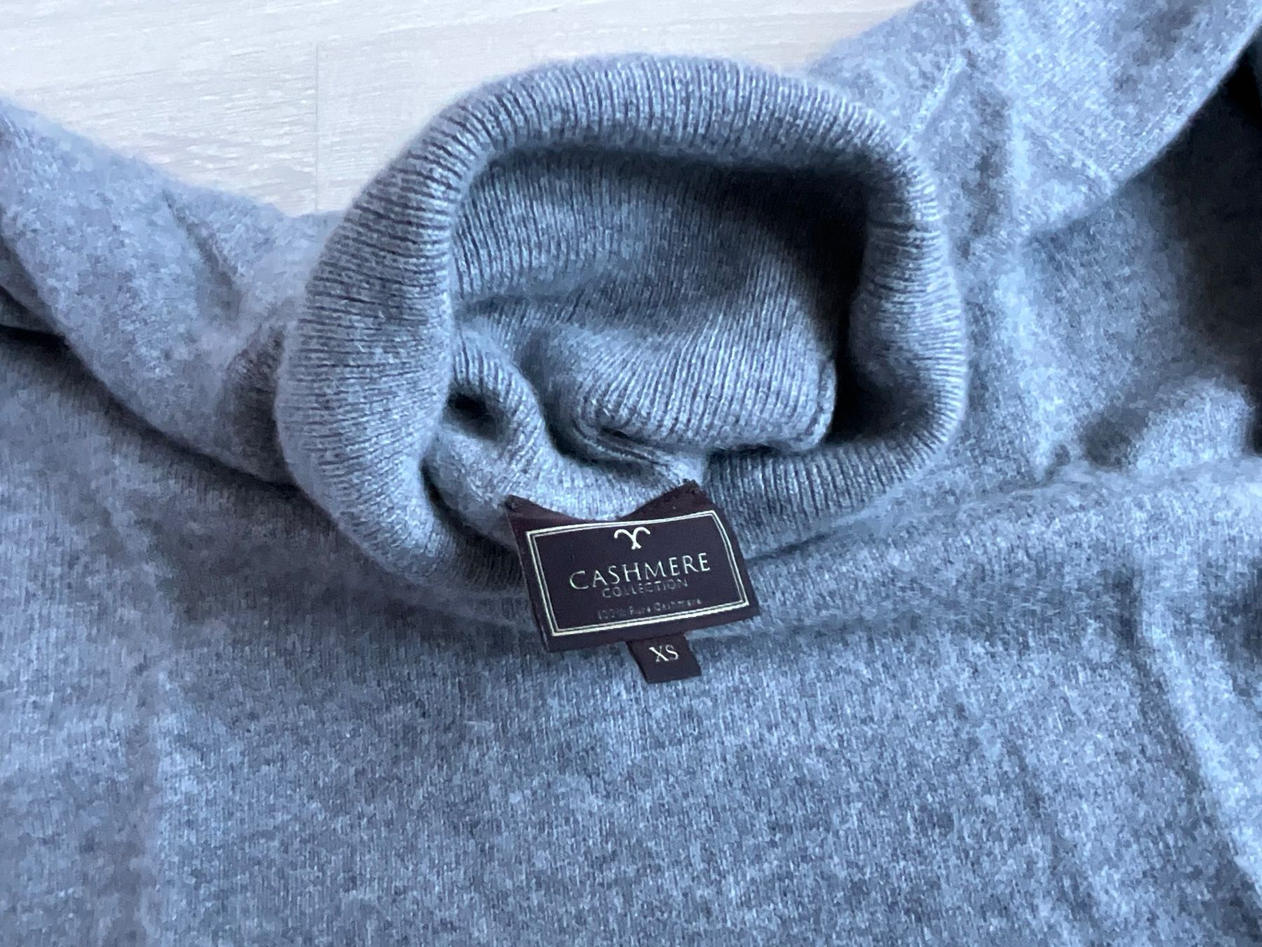 Maglioni & Felpe: Pull col roulé Cashmere Collection gris taille XS – Usato da Meinier venduto da Izabelaanna 1