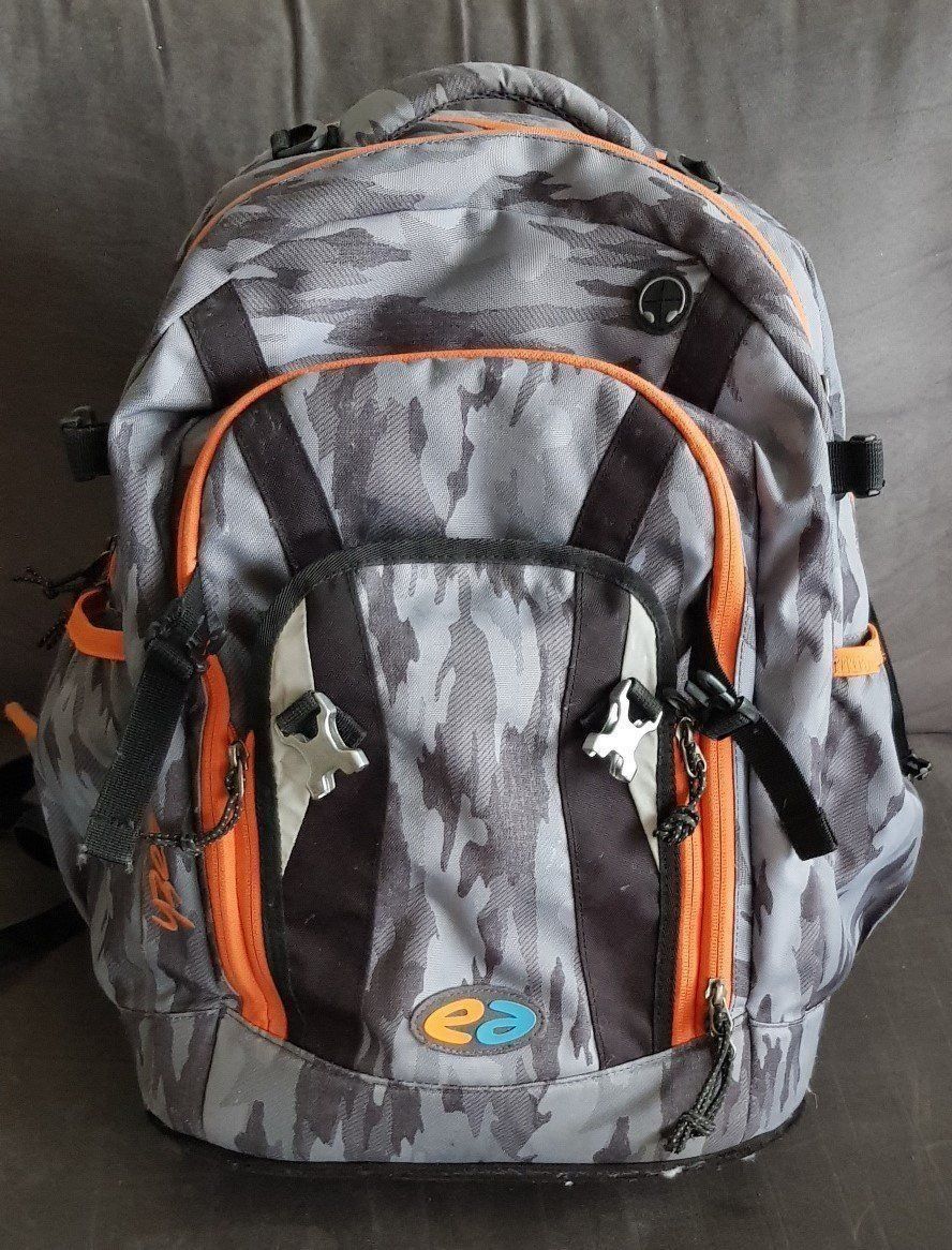 Rucksäcke: EA IZEA PRO Schulrucksack + Etui + Portemonnaie – Gebraucht aus Turbenthal von Pinkerton72