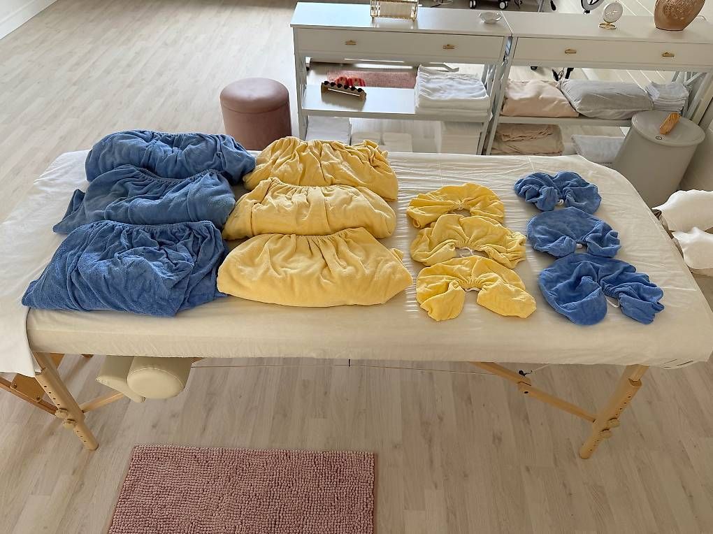 Tessuti: 5 Massageliegebezüge Sets – Usato da Wallisellen venduto da livdeluxe