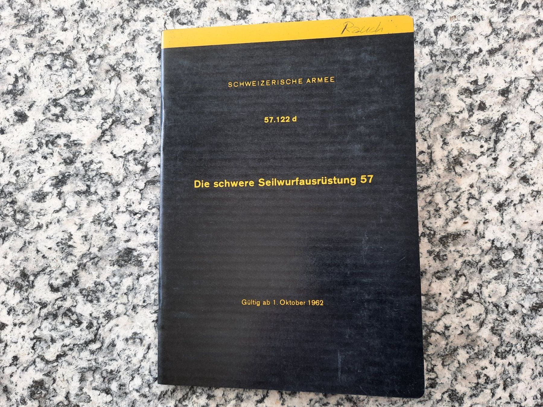 Libri: Die schwere Seilwurfausrüstung 57 – Usato da Ruswil venduto da Sammlergeist