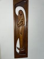 Mid-century modern Mondsichelmadonna Wandfigur geschnitzt