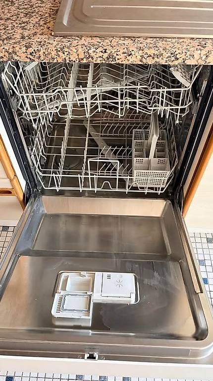 Komplettküchen: Électroménager V-ZUG  CHF 1500 – Gebraucht aus Thônex von iac_56wx 1