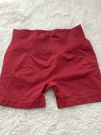 Damen Sportshorts rot Grösse S 