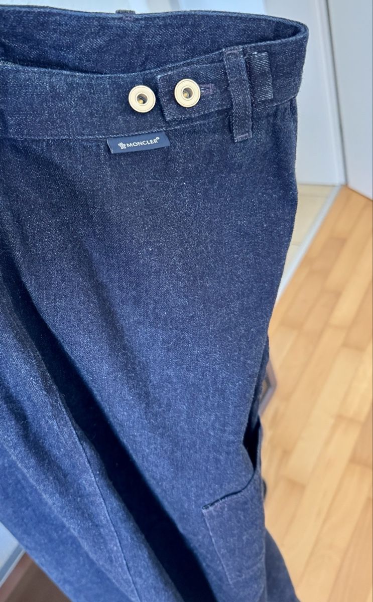 Moncler Röcke: Moncler Jupe Gr. 38/40 / M – Gebraucht aus Belp von Aliya 5