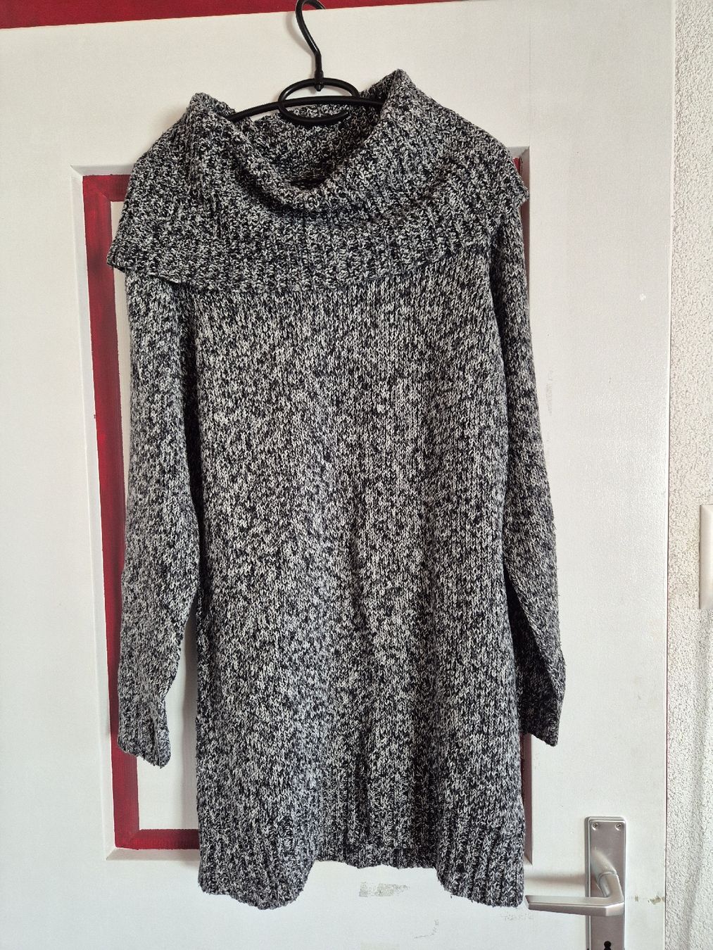 Pullover & Sweatshirts: Winter Rollkragenpullover üGrobstrick Grau/Schwarz Gr. L – Gebraucht aus Balterswil von bischoftanja