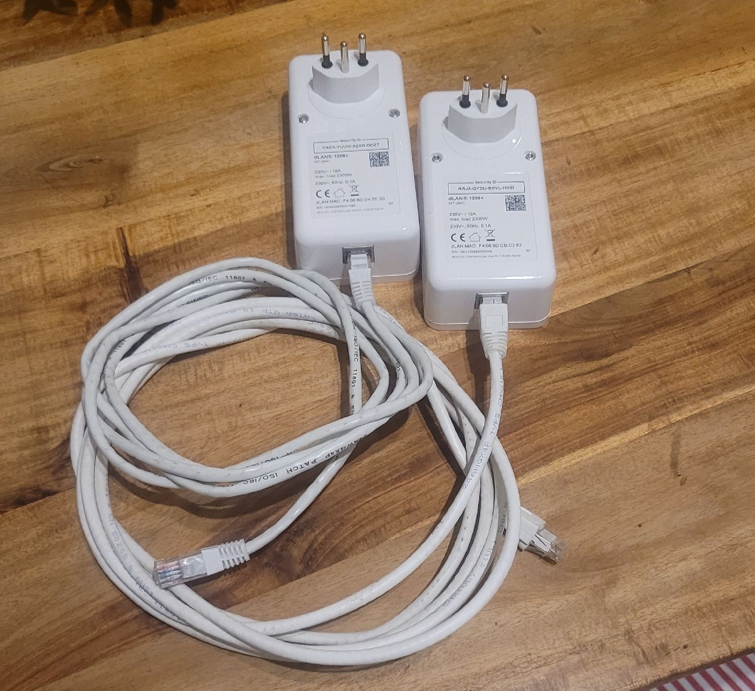 Devolo Unità & Adattatore: Adaptateurs Devolo dLAN 1200+ kit avec câbles Ethernet – Nuovo (secondo la descrizione) da Genève venduto da uneautresaison 1