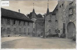 Colombier - Entree du Chateau