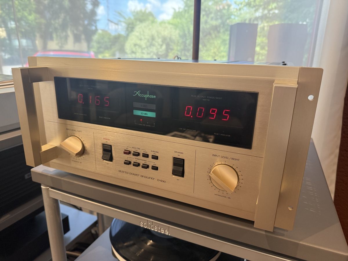 Accuphase Verstärker: Accuphase Endstufe P600 läuft einwandfrei – Gebraucht aus dietlikon von avspalinger 1