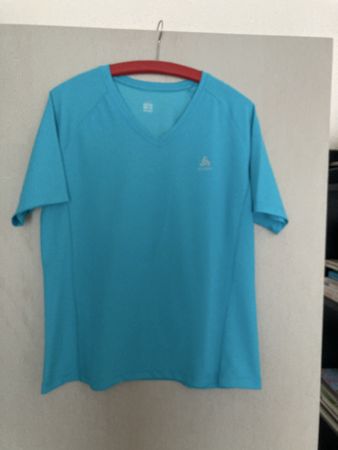 Sport Shirts Gr. M/L