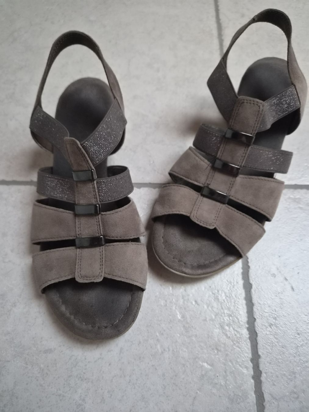 Gabor Chaussures femmes: Sandalen Gabor  – D'occasion à Zürich par 25.1212_4.14