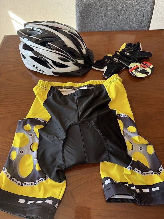 Helme: Casque, cycliste, gants – Gebraucht aus Poliez-le-Grand von popob63