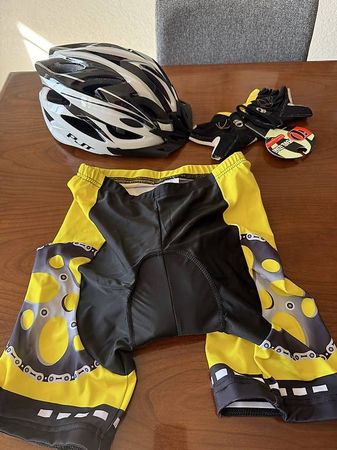 Casque, cycliste, gants