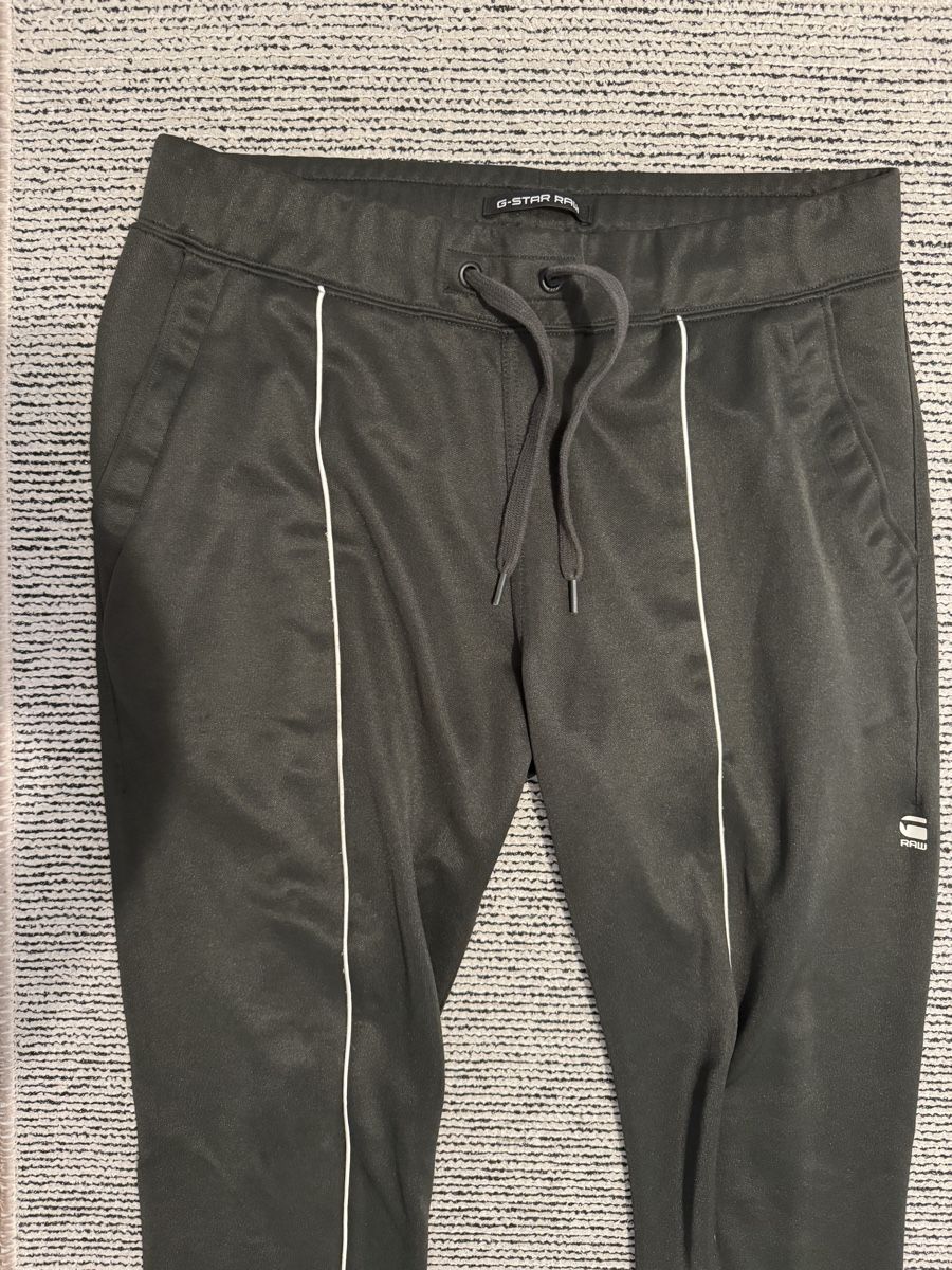 G-Star Completi: G-star tracksuit – Usato da Zug venduto da pav_q5f7 6