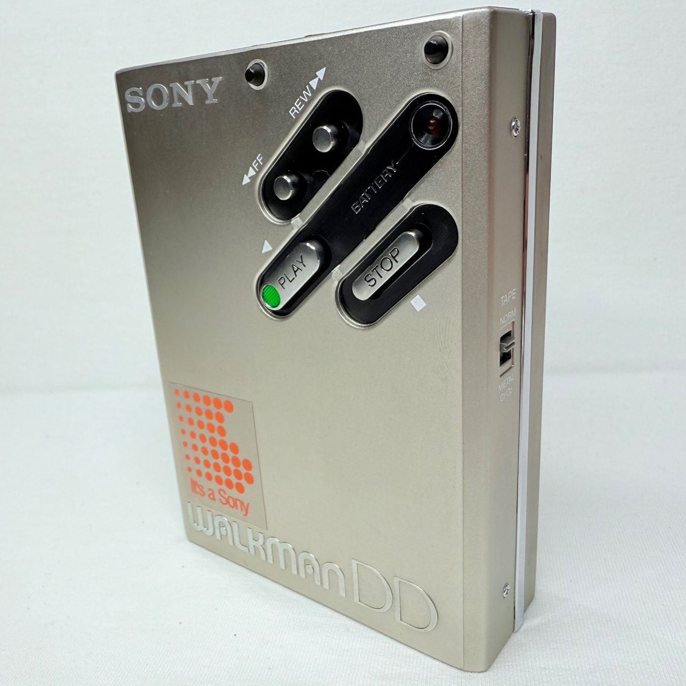 Sony Lettore multimediale portatile: Sony Walkman WM-DD silber #281 – Usato da Vorderthal venduto da WalkmanClinic 1